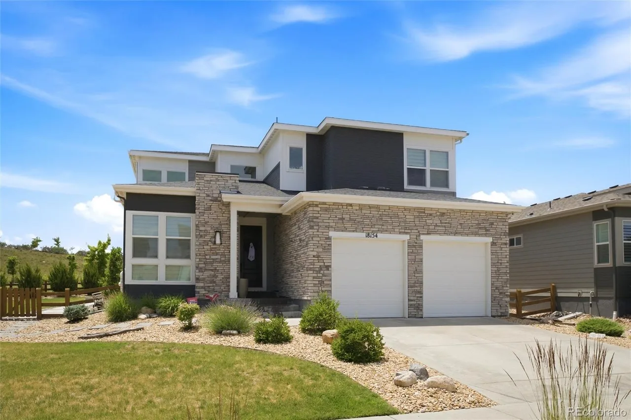18154 W 94th Ln, Arvada, CO 80007 — property photo 1