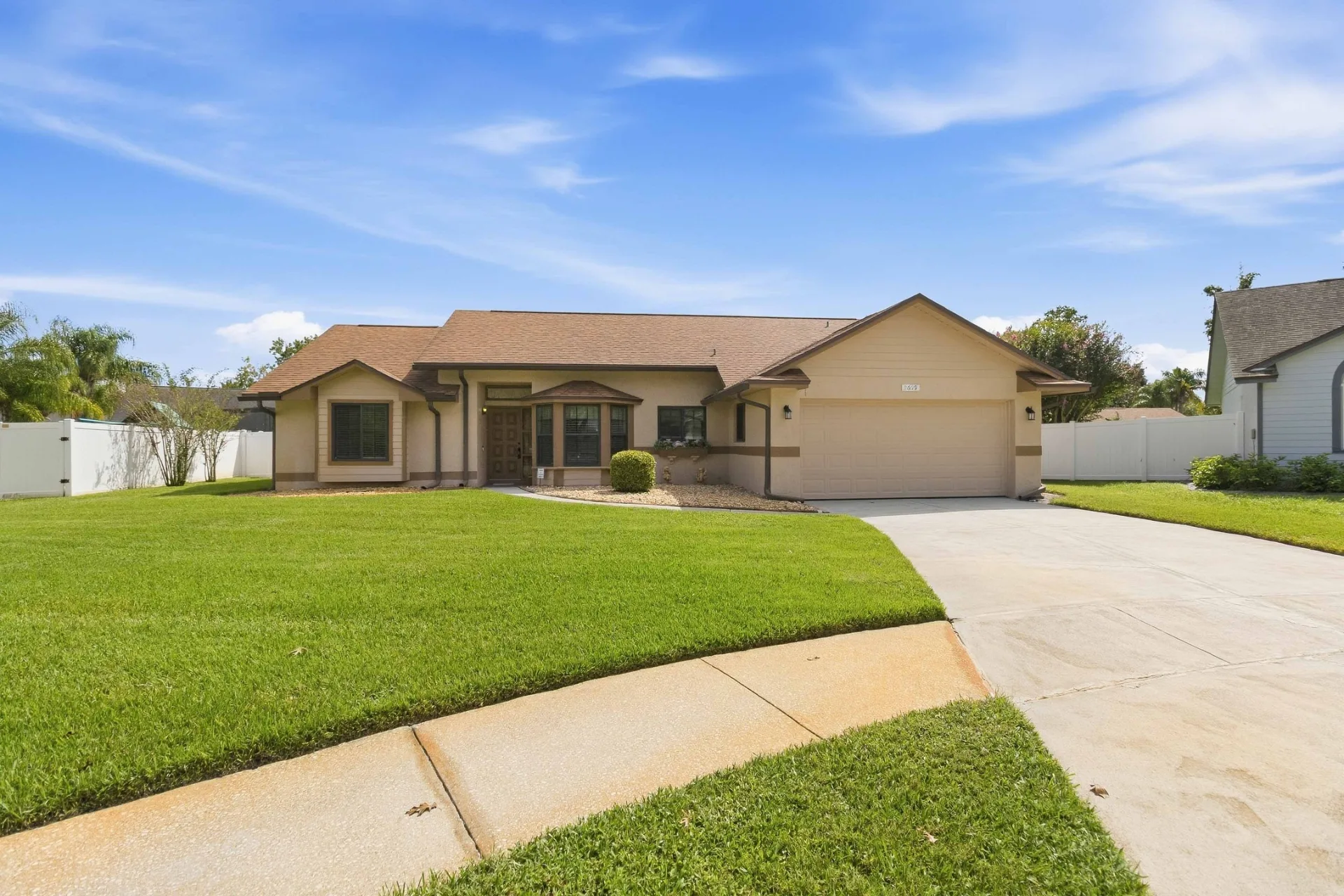 1619 Red Clover Ct, Orlando, FL 32825 — property photo 1
