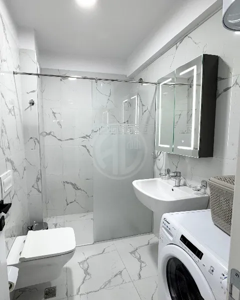 Shitet Apartament 2+1 në Golem, - Image 3