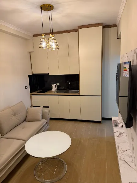  Garsoniere 30 m2 për shitje në zonën e Shkëmbit të Kavajës, prane Majestic - Image 2
