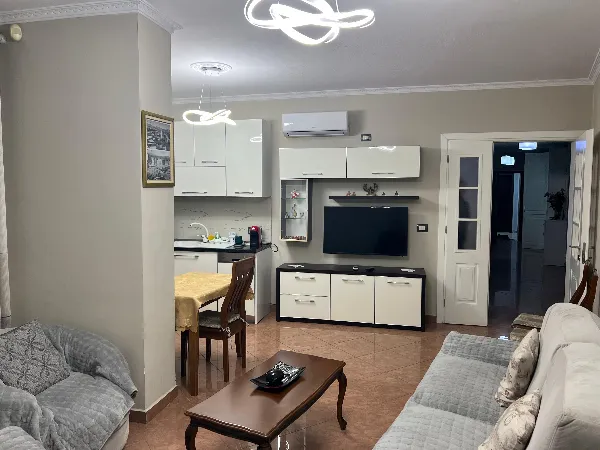 Apartament 2+1+2 me Qira –Qender Tiranë - Image 2