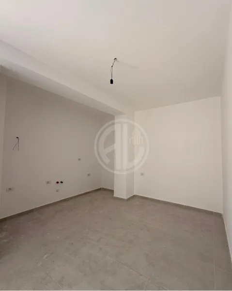🏡 Garsoniere për Shitje – Mali i Robit, - Image 2