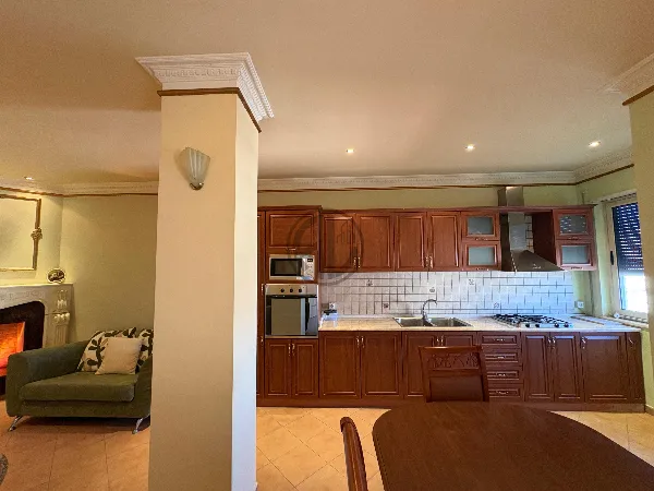 Apartament 2+1+2 per shitje prane Flagship Durres - Image 2