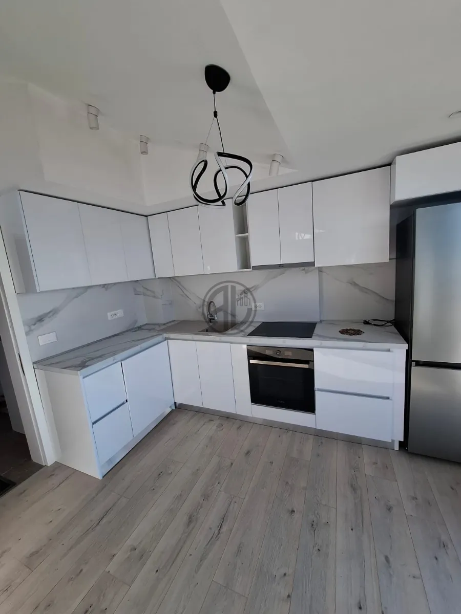 Apartament front seaview 2+1 per Qira