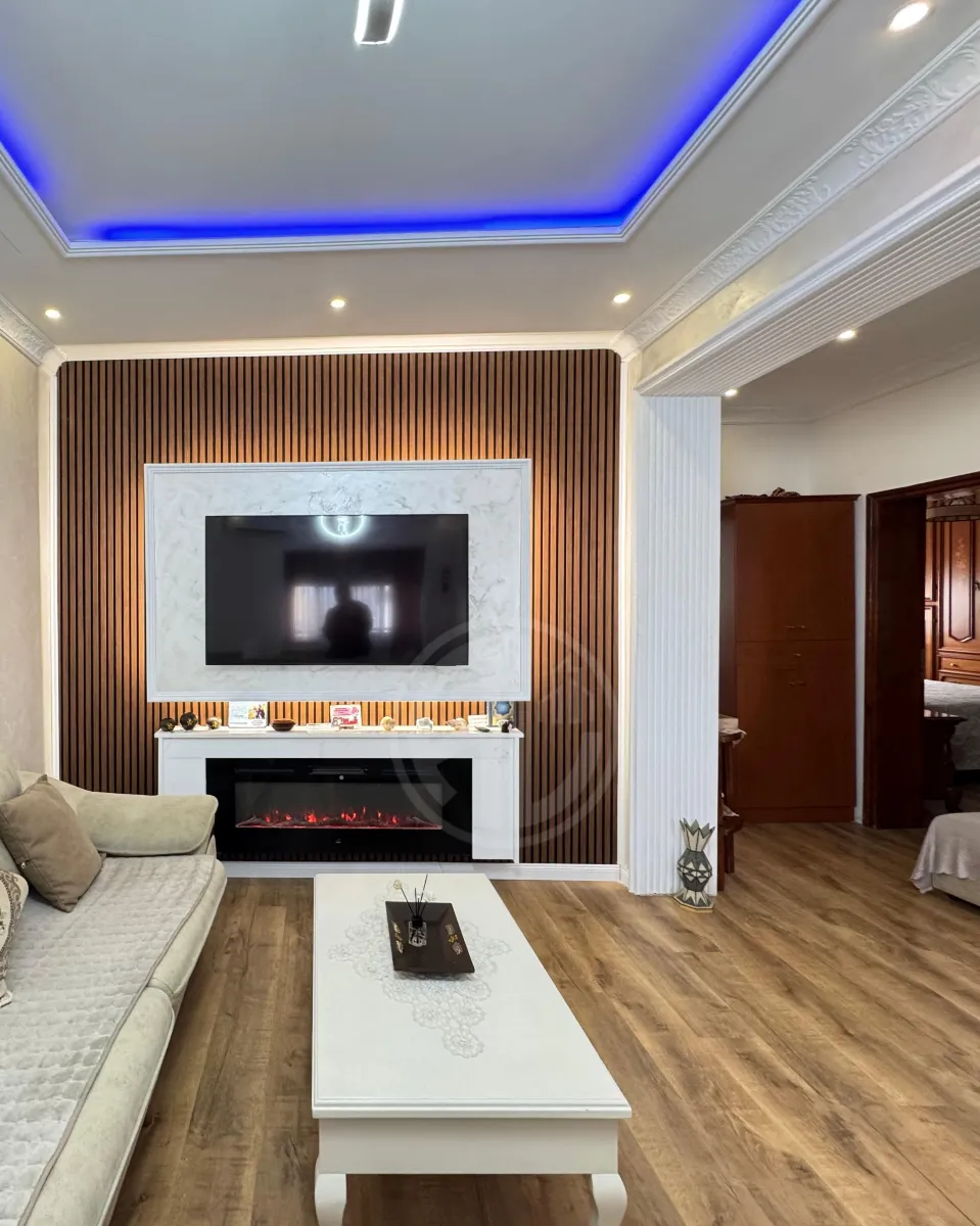 Shitet  Apartament 2+1 Durrës