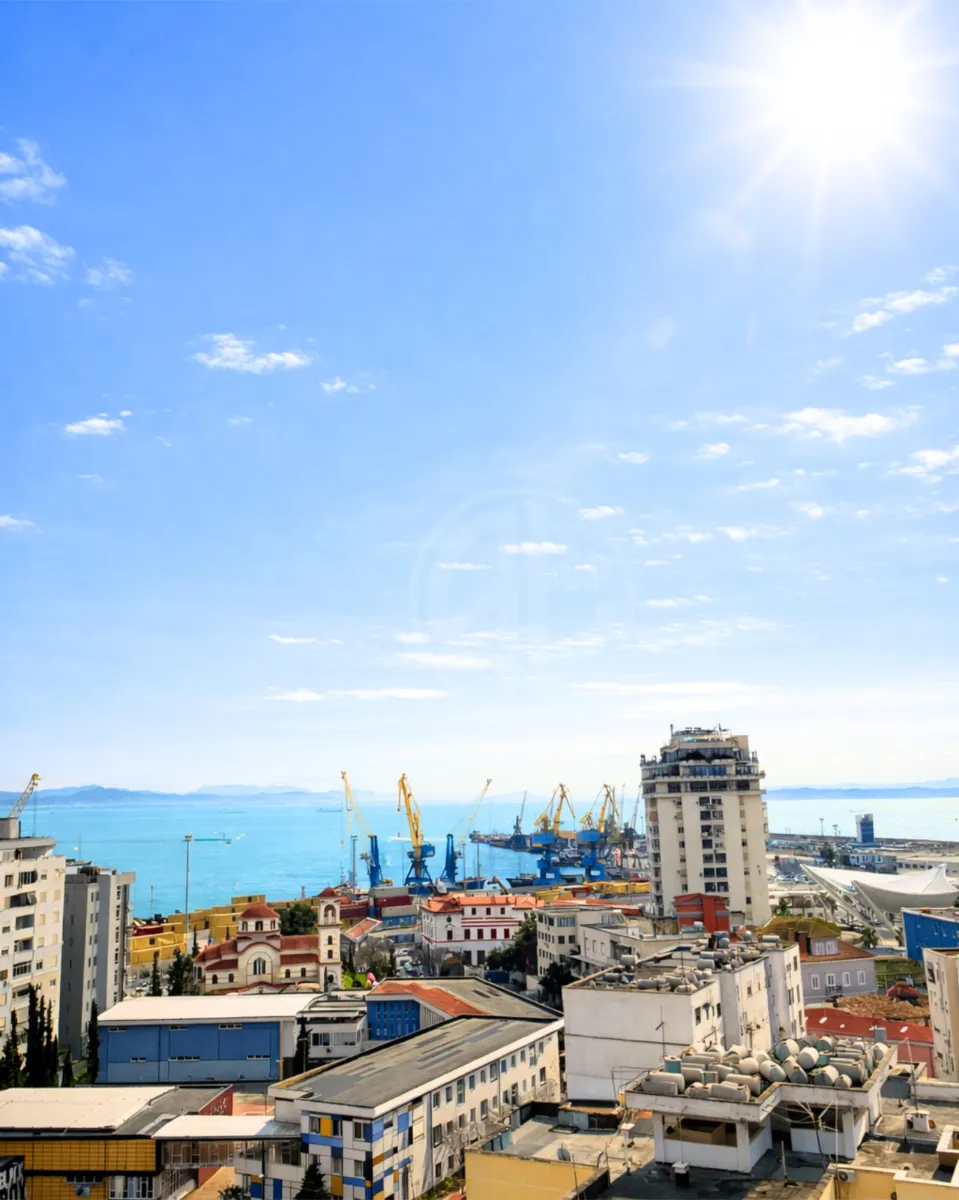 Apartament 3+1+2 në qendër të qytetit, pranë Bashkisë 