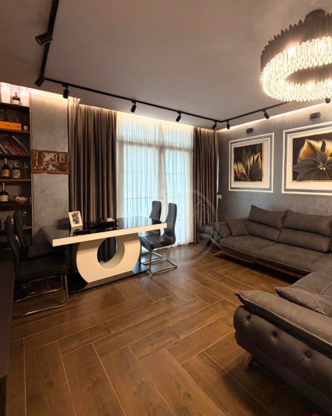 Apartment 2+1 me qera tek rruga e portit - Image 3