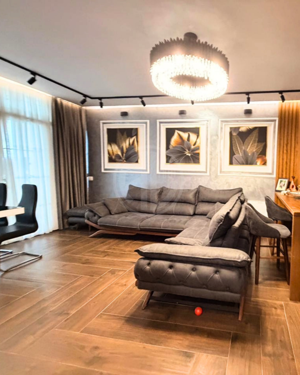 Apartment 2+1 me qera tek rruga e portit