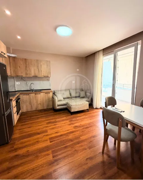 Apartament 1+1 për Qira – Plazh, Durrës 