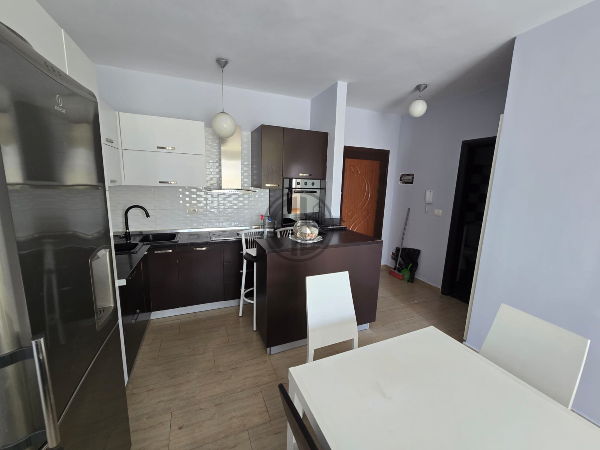 Apartament 2+1+2 në shitje, ideal për banim familjar ose investim. - Image 3