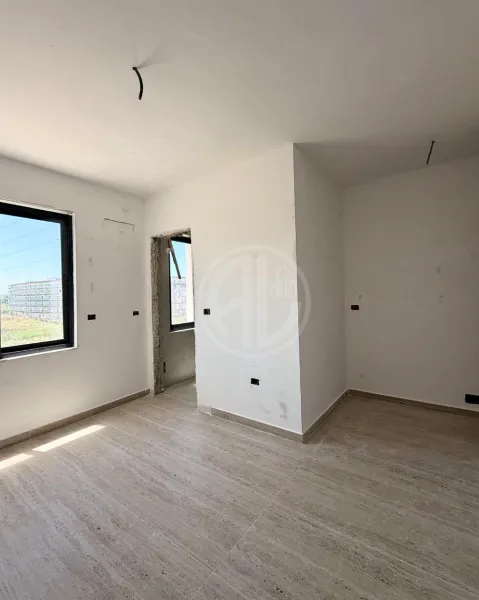 🏡 Apartament 1+1 + Garazh për Shitje në Golem - Image 2