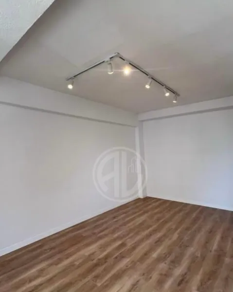 Shitet Apartament 2+1 –Ish Rajoni i Policise