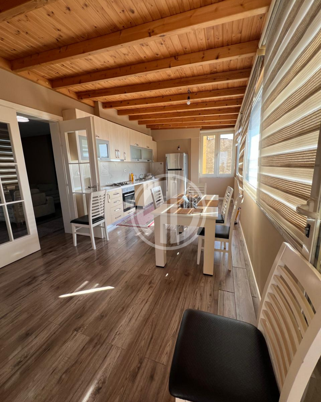  Papafingo 2+1+2 për Qira – prane Stadiumit, Durrës - Image 2