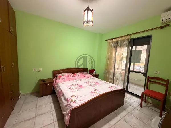 đ Apartament 1+1 pĂ«r Shitje â Mal i Robit, vetĂ«m pak metra larg detit! - Image 3