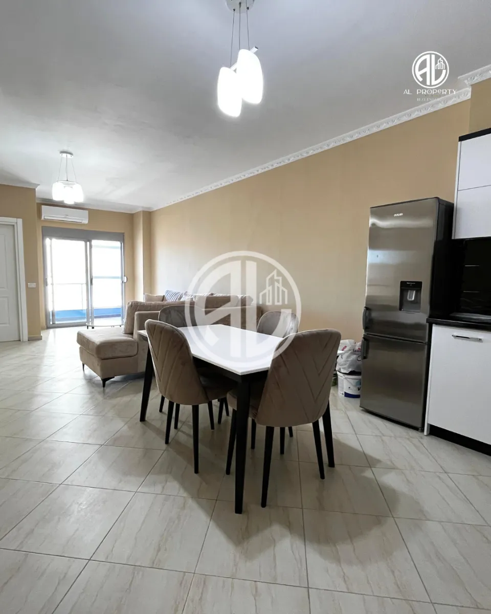 Per qira Apartament 2+1 perballe stacionit te Trenit-Jedas, Durres.