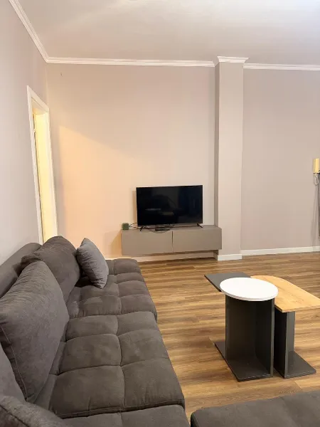 APARTAMENT 2+1 ME QIRA TEK RRUGA KUMINIT - Image 3