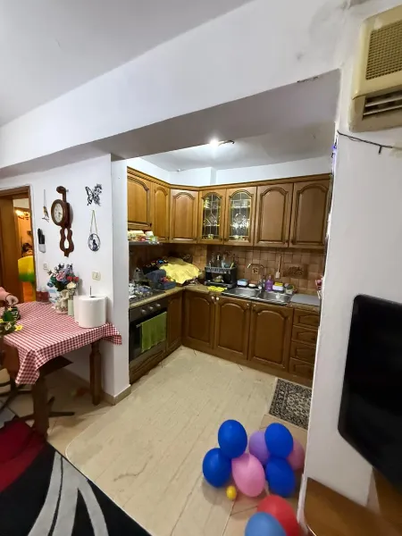 Apartament  2+1 tek  Ish Rajoni i Policise