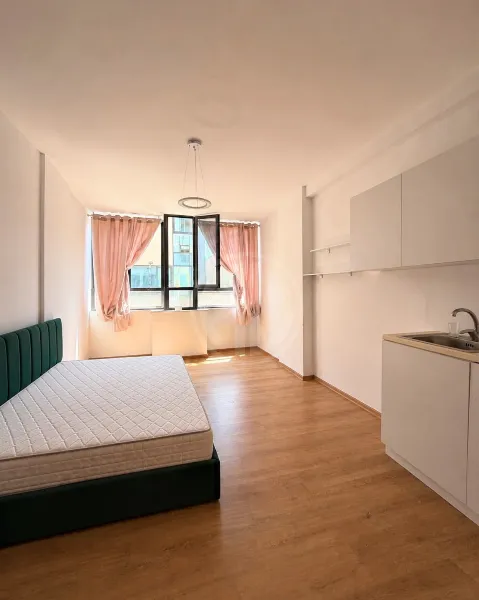 Ambient/Studio për Shitje –Qender, Durrës
