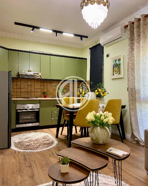 Per qira Super Apartament 1+1 Muzeumi-Durres Qender !