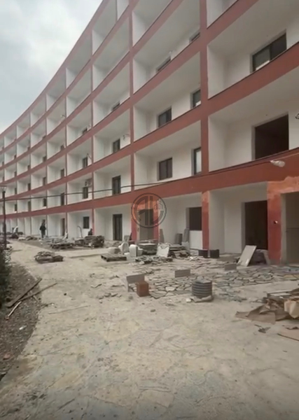 Shitet Apartament 2+1+2 në Residencen EON-Golem - Image 3