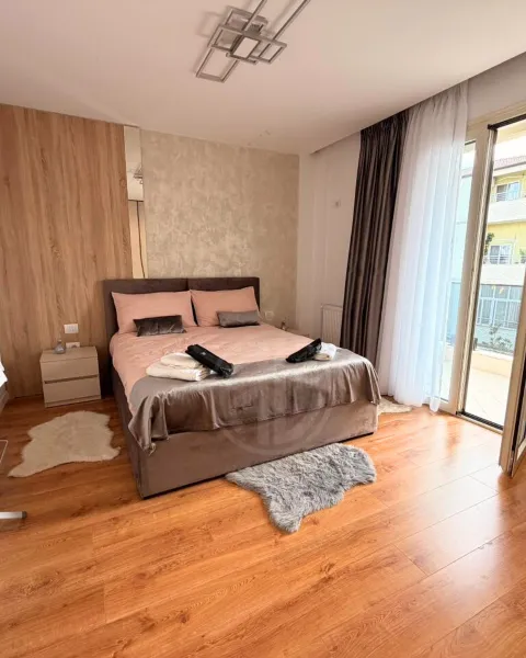 APARTAMENT 1+1 BALLKON -PËR QIRA 🏡 - Image 2