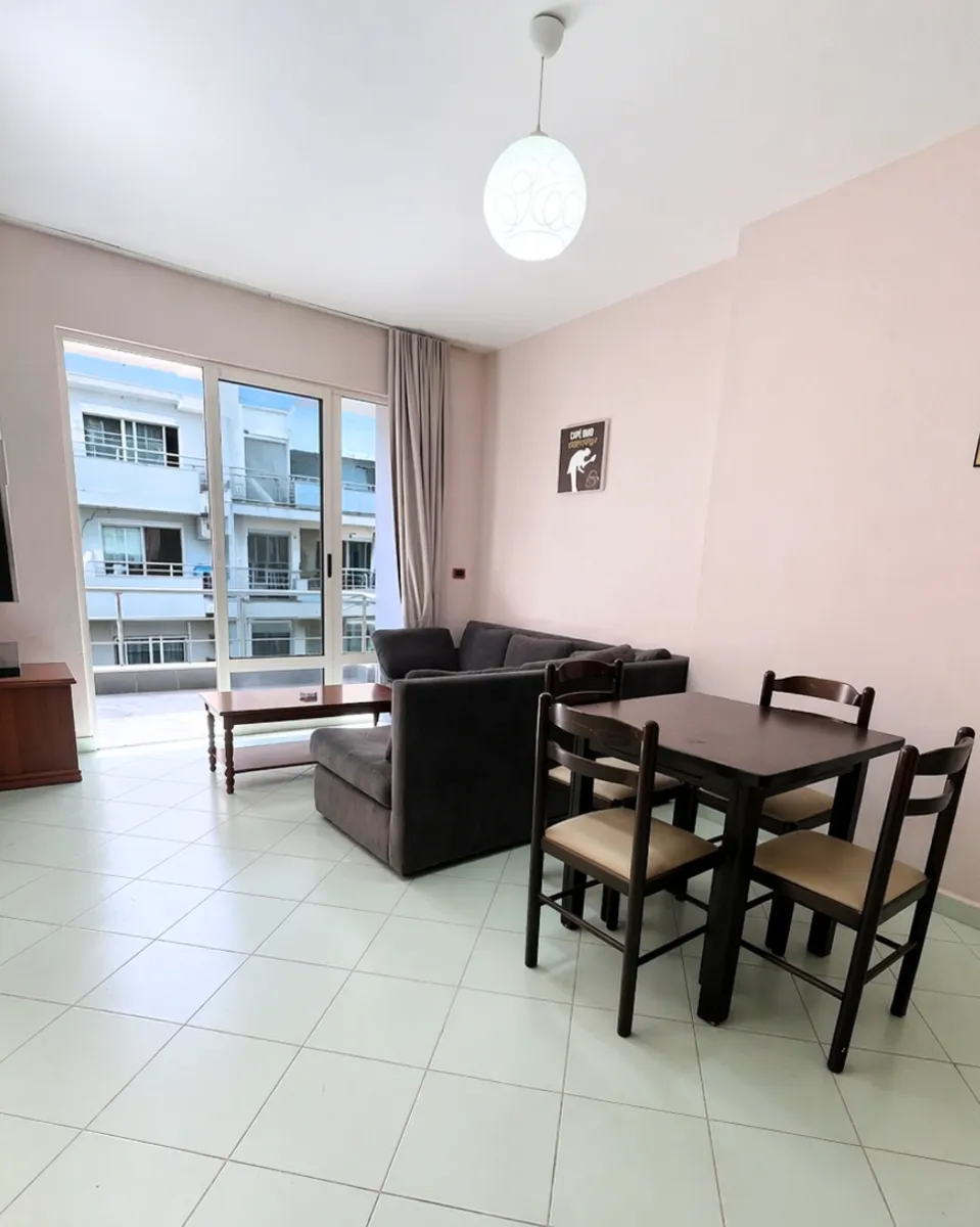 Apartament 1+1 për shitje – Rrota e Kuqe, Durrës