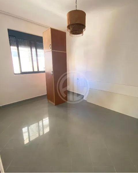 Apartament 2+1 me Qira -Qendra e Durrësit - Image 3