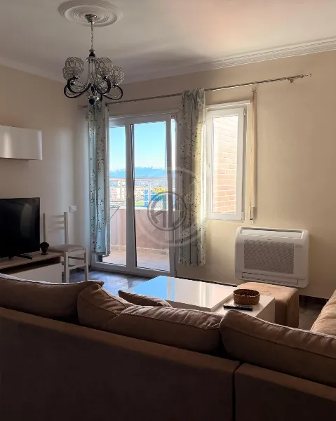 Apartament 2+1+2 tek Stadiumi, Durres - Image 2