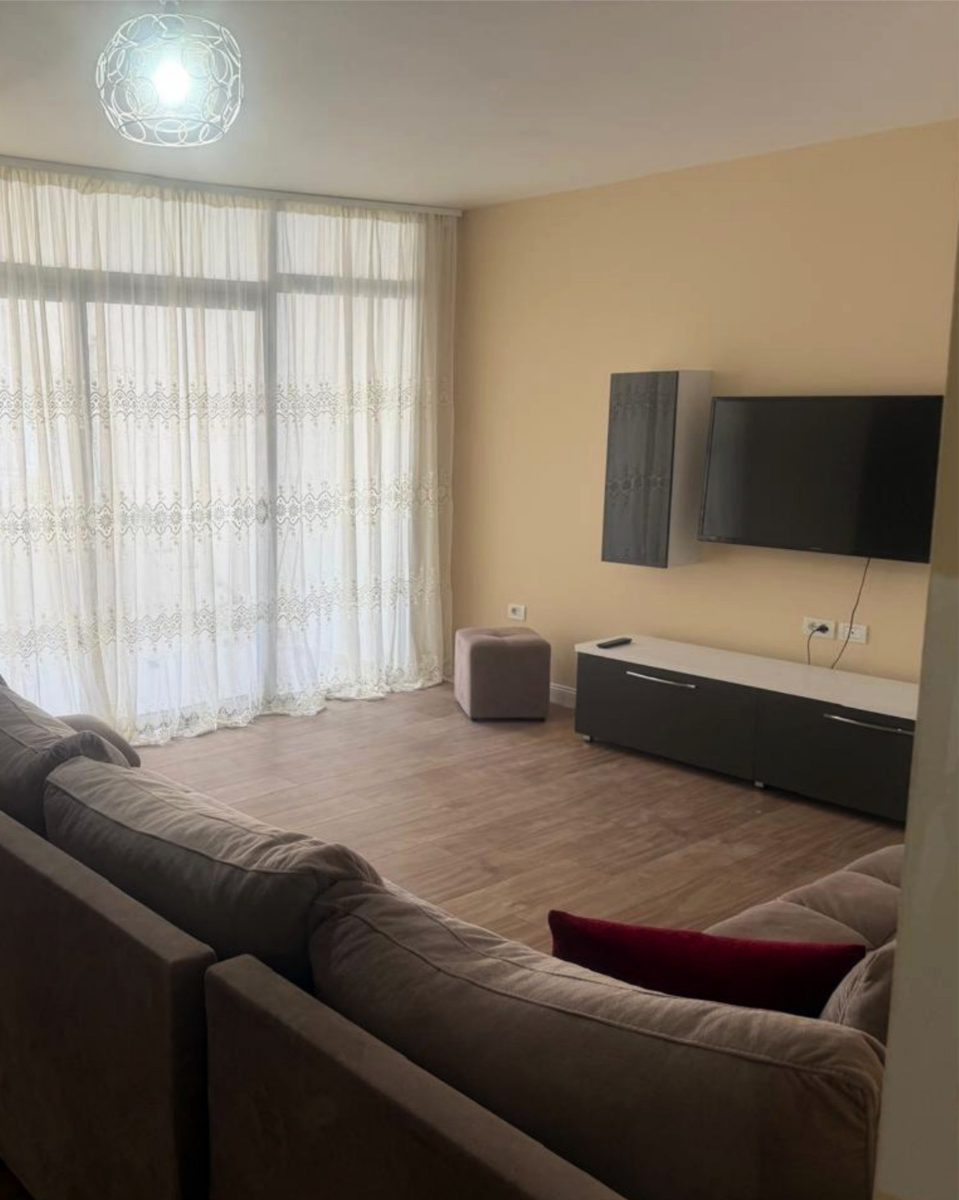 Apartament 2+1 me Qira – Stacioni i Trenit, Durrës