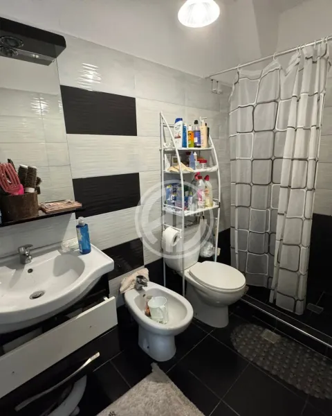 NË SHITJE – APARTAMENT 1+1 Spitali Durres - Image 2