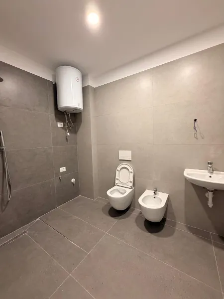 Apartament 1+1 – Golem me Post Parkimi - Image 2