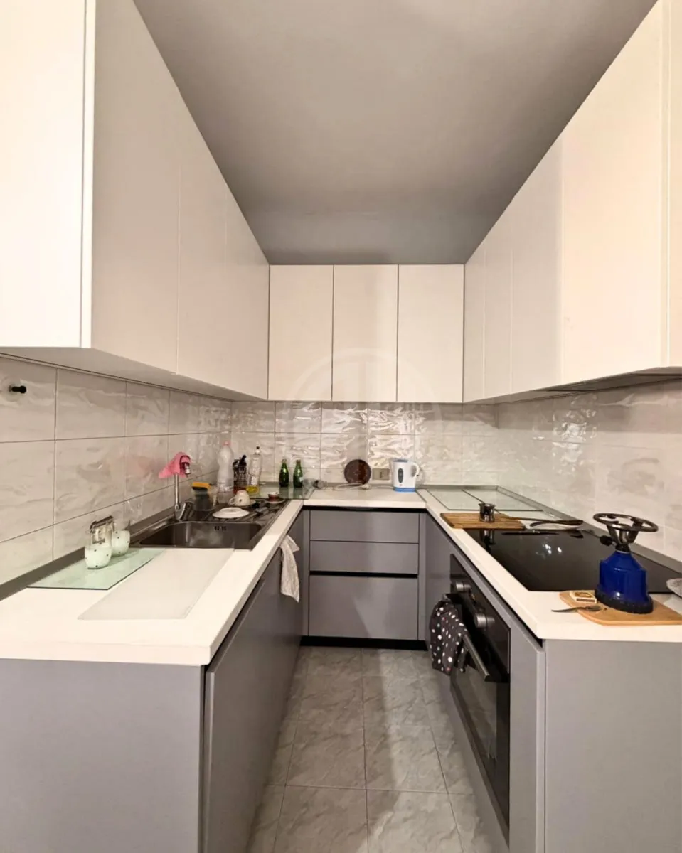 🏡 Apartament 2+2+2 me Qira – prane Kryqi i kuq Durres