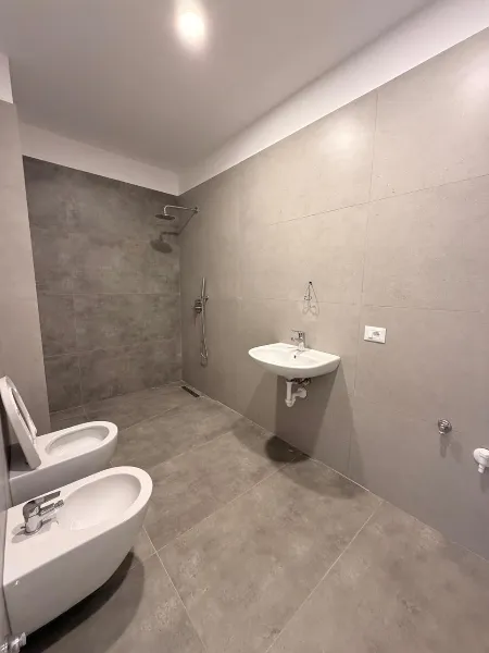 Apartament 1+1 – Golem me Post Parkimi - Image 3