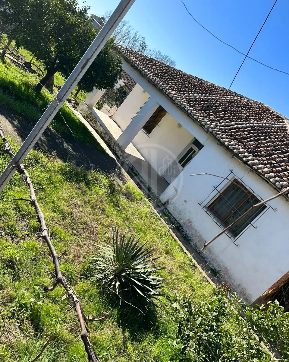 SHTËPI PRIVATE PËR SHITJE NË MANËZ