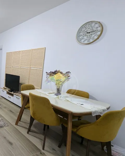 Per  për qira një apartament 2+1+2,  pranë Stacionit të Trenit, Durrës. - Image 2