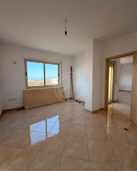 Shitet Apartament 2+1 me Super Verandë dhe Pamje nga Deti – Plazh, Durrës - Image 2