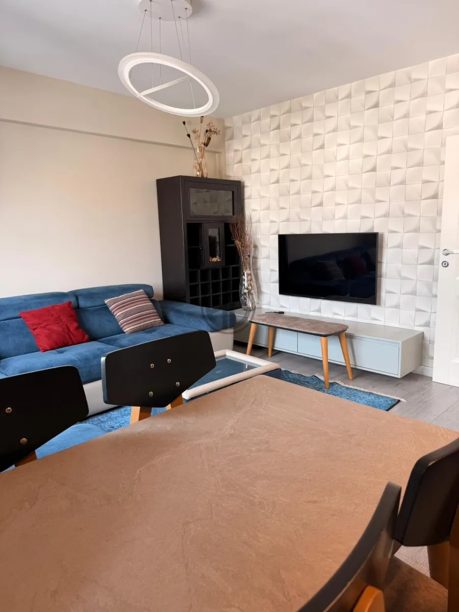 Apartament 2+1 tek Rruga e Portit, Durres