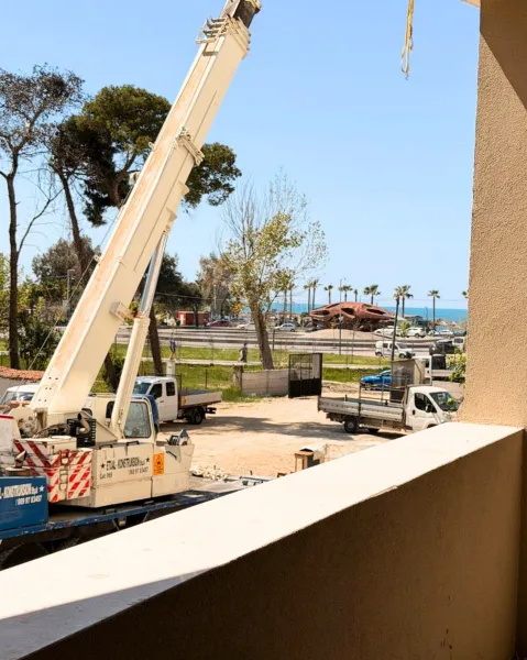 Apartament 1+1 me pamje deti për shitje – Golem - Image 2