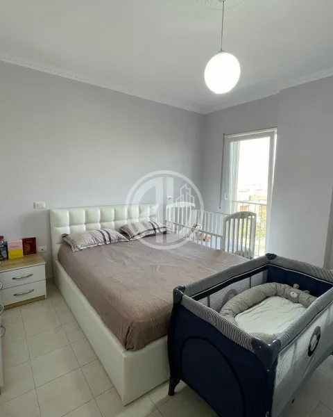 Apartament 2+1 në Qendër të Durrësit - Image 3