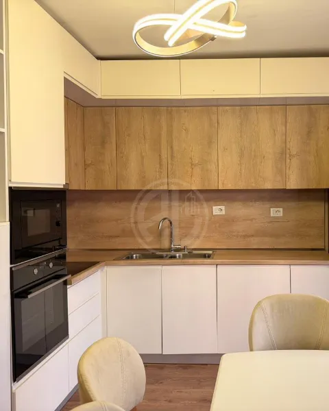 Apartament 2+1+2 me depo për shitje – Qendër, Durrës - Image 3