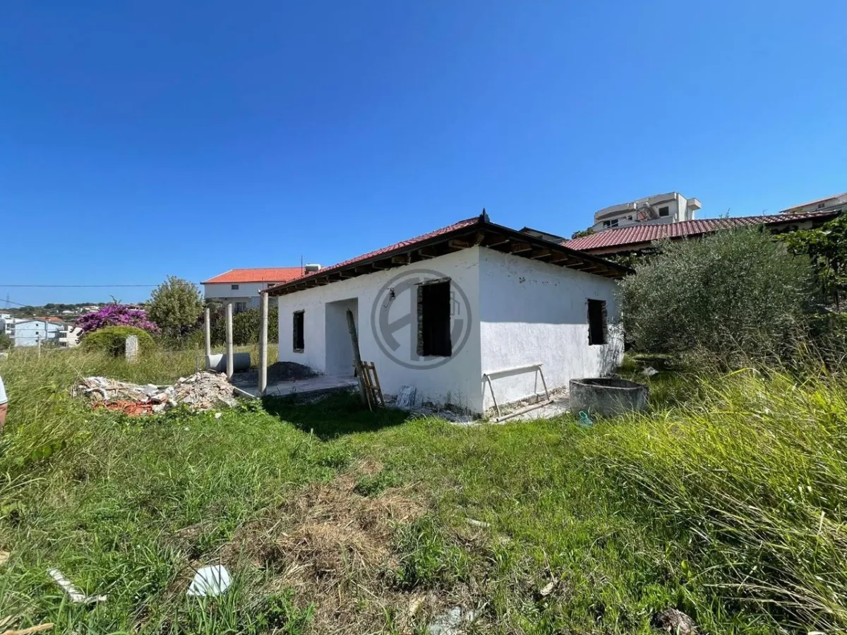 🏡 Shitet Shtëpi Private në Shkallnur, Durrës