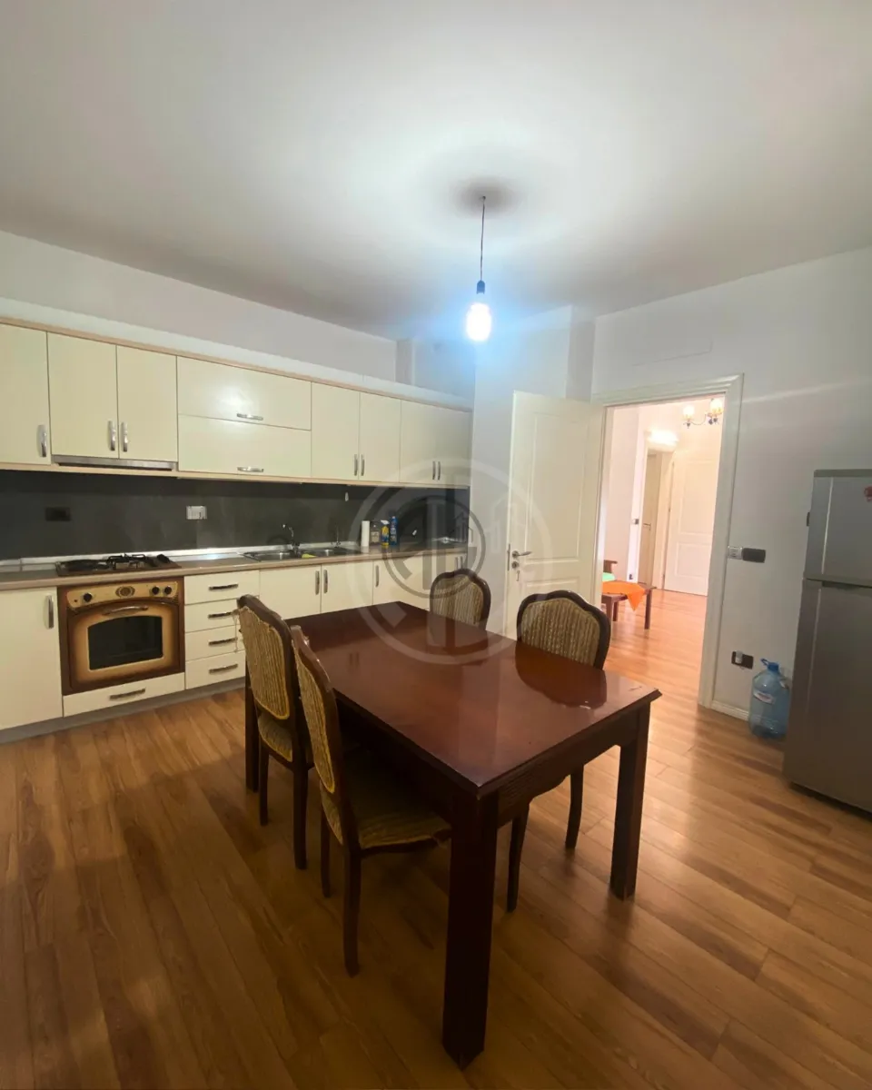 🏡 Apartament 2+1+2 me Qira –prane Foto Durresi