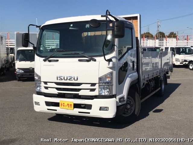 2017 ISUZU FORWARD