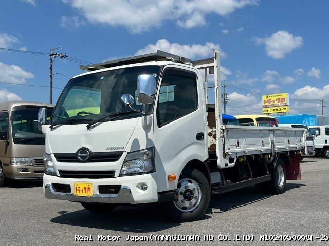2015 HINO DUTRO