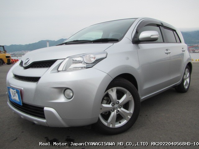 2012 TOYOTA IST