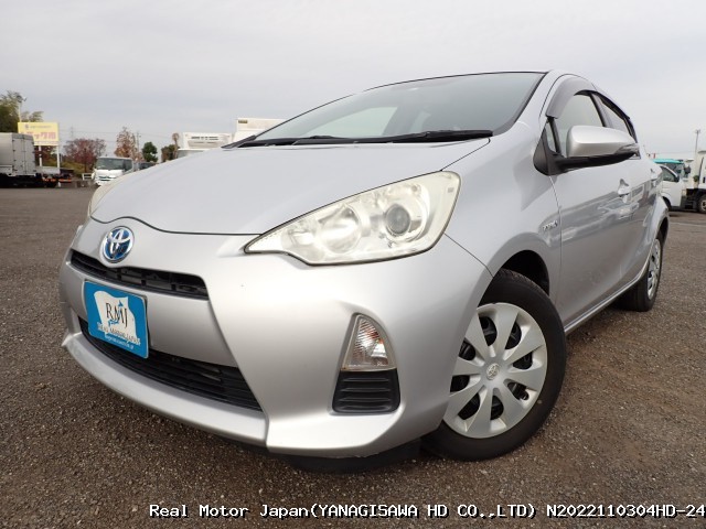 2013 TOYOTA AQUA