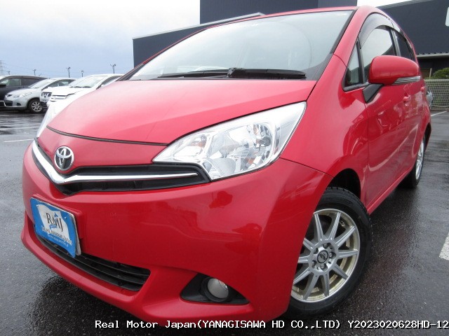 2012 TOYOTA RACTIS