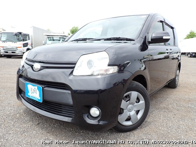 2013 TOYOTA SIENTA