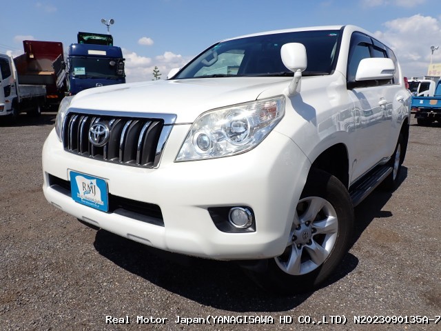 2012 TOYOTA LAND CRUISER PRADO