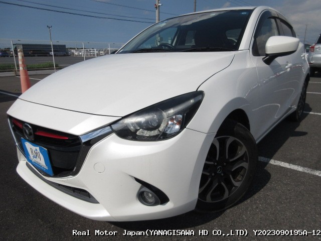 2015 MAZDA DEMIO